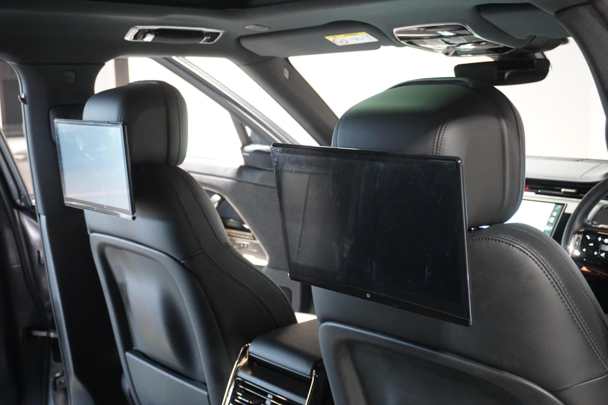 Land Rover Range Rover Sport 3.0 D300 MHEV Dynamic SE SUV 5dr Diesel Auto 4WD Euro 6 (s/s) (300 ps)